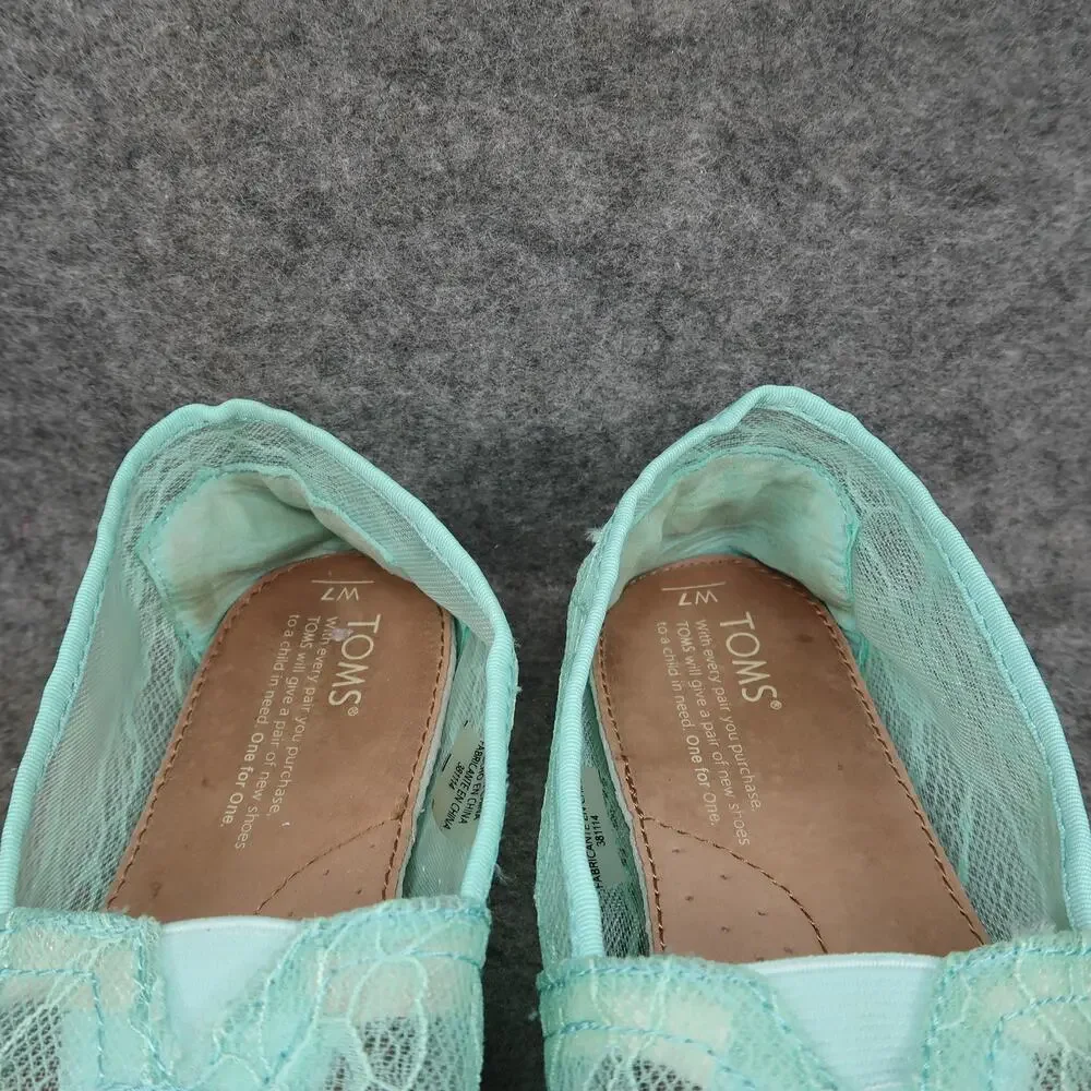 Toms used shoes